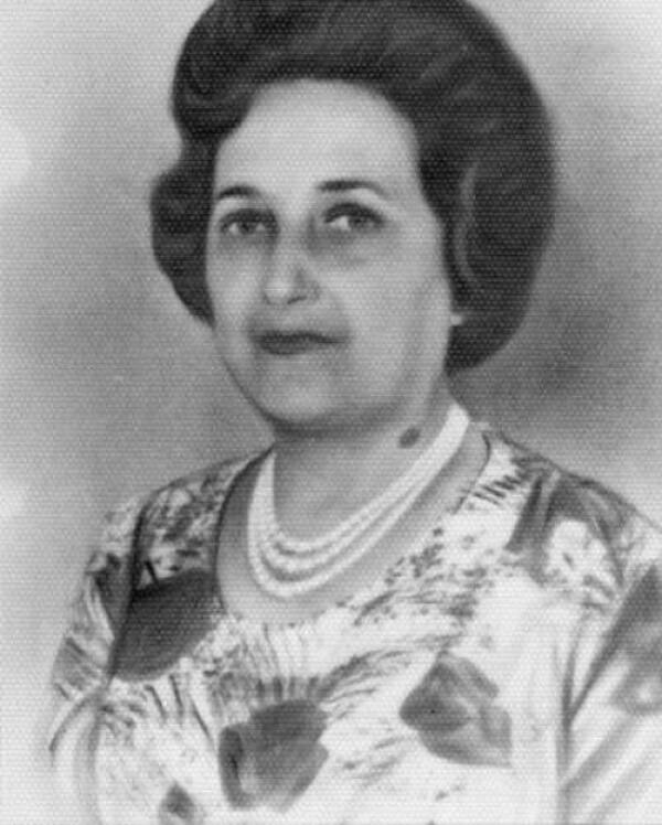 Anna Carfora